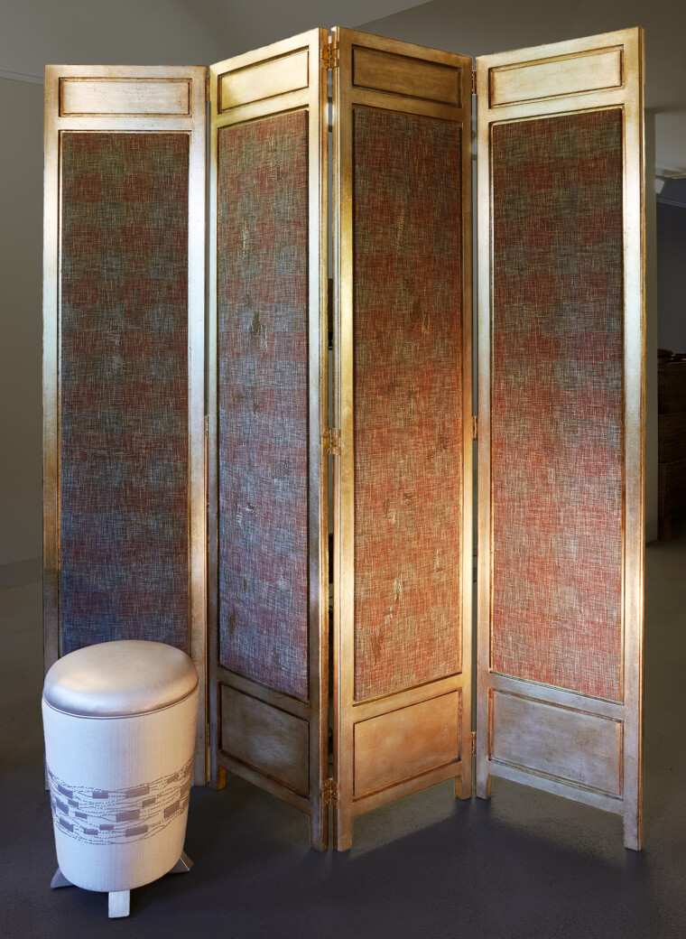 Double-sided decorative screens